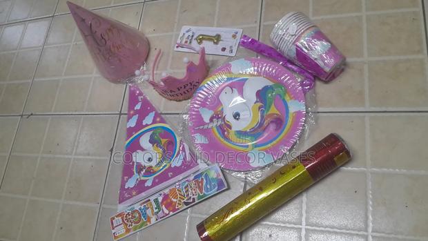 Unicorn Plates, Cups, Banner and Hats - thumbnail 3