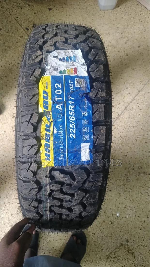 225/65r17 Habilied Tyre a/T Tyre