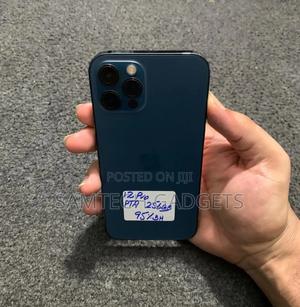 Apple iPhone 12 Pro 256 GB Blue - main view