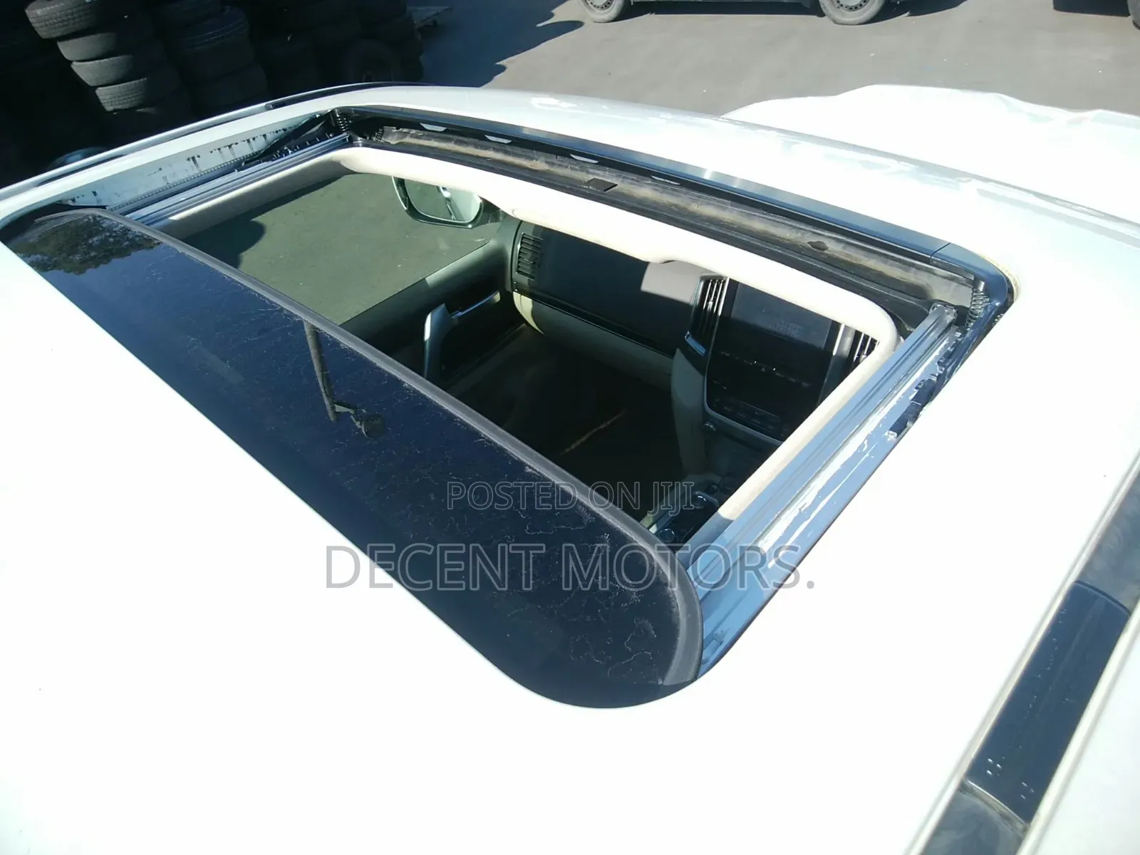 Toyota Land Cruiser 4.6 V8 ZX 2019 White