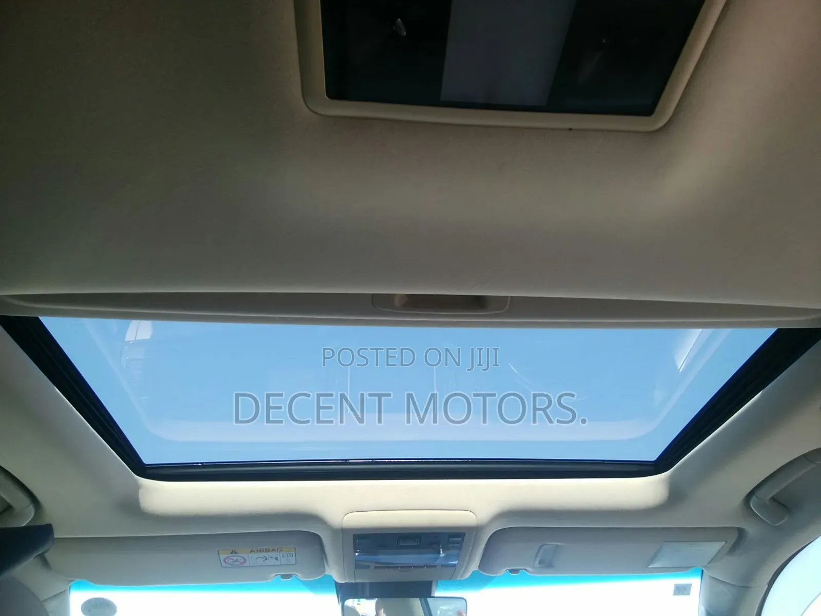 Toyota Land Cruiser 4.6 V8 ZX 2019 White