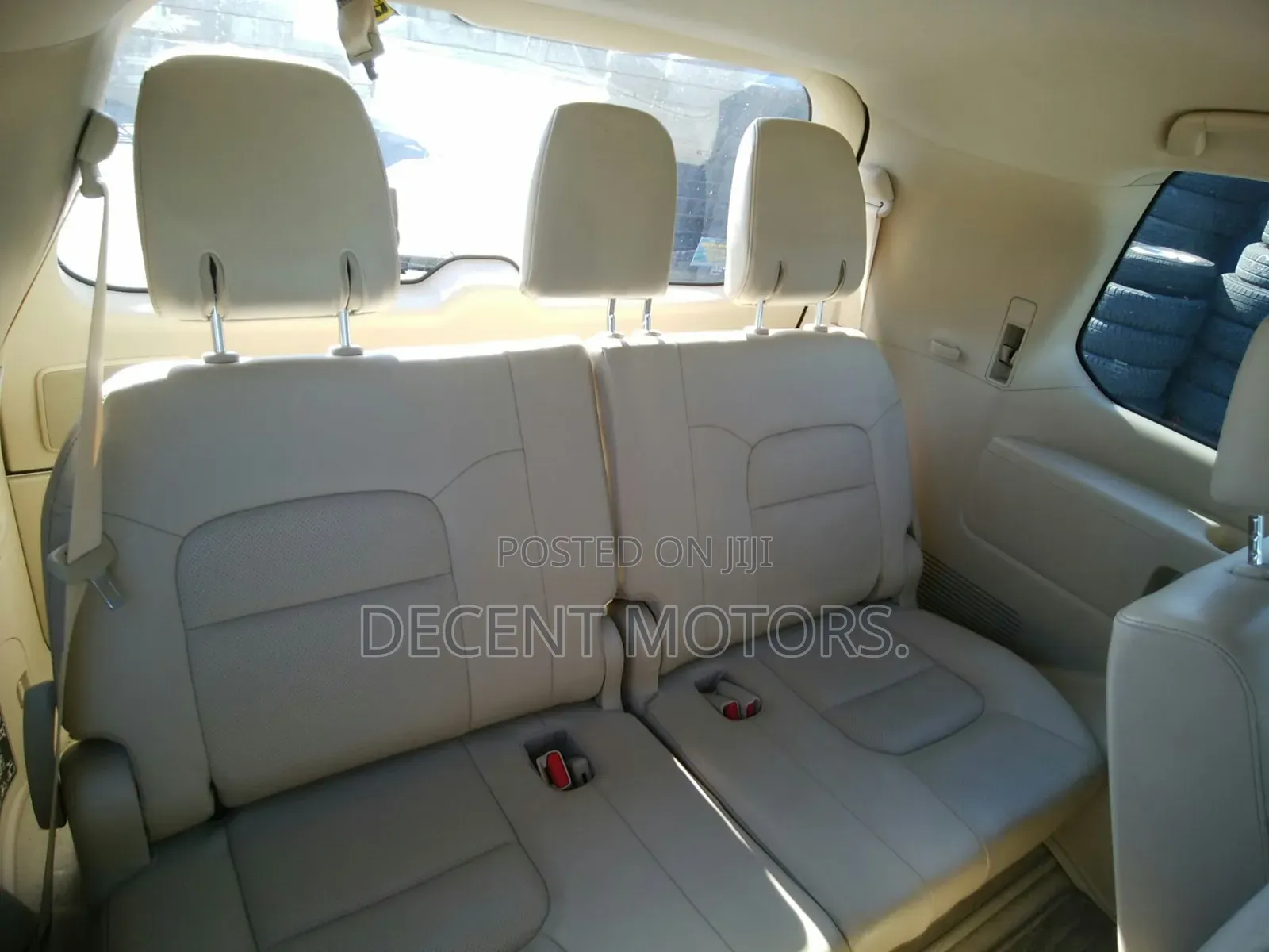 Toyota Land Cruiser 4.6 V8 ZX 2019 White