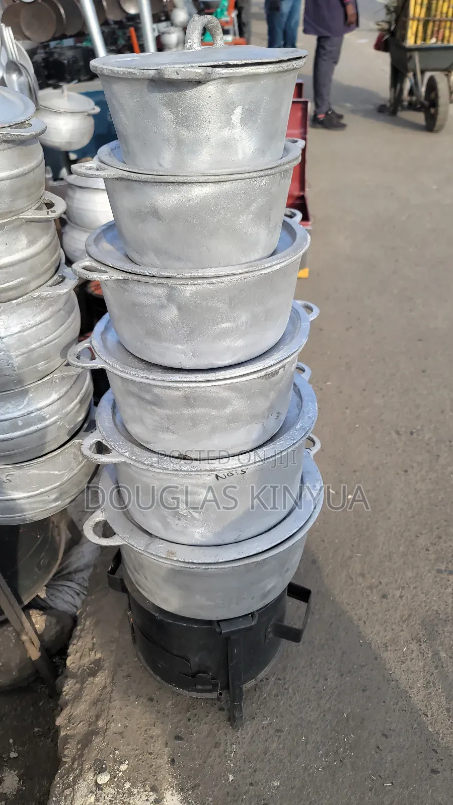 Cast Sufuria/ Pot