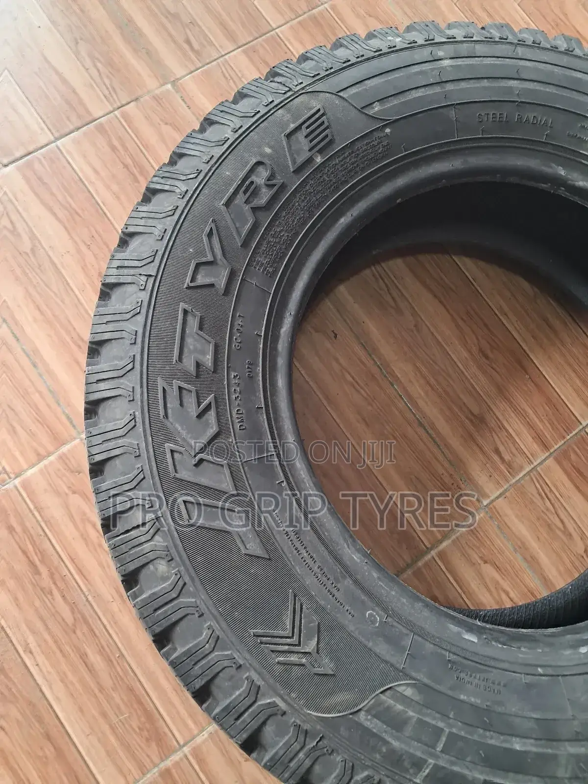 Jk Tyre 215/75/15c