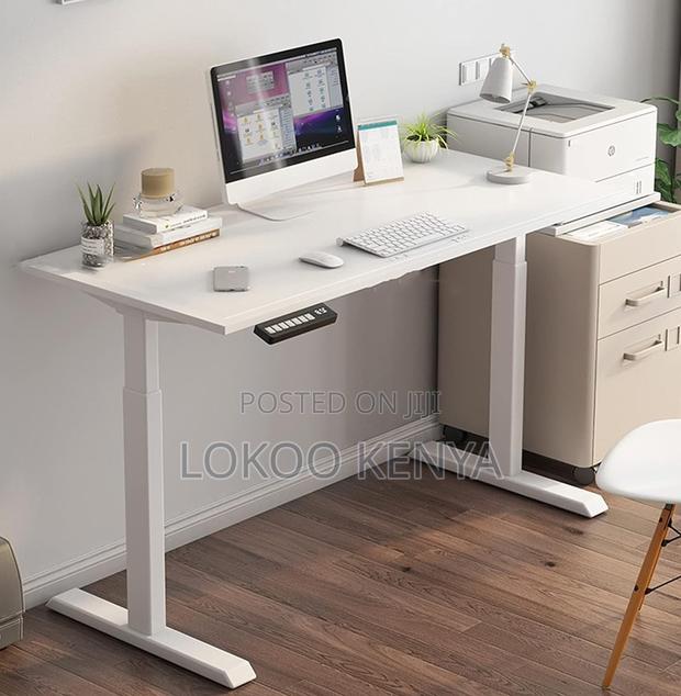 Office Desk : Motorized Adjustable Standing Desk - thumbnail 6