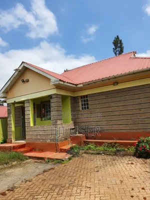 3bdrm House in Kenyatta Road for rent