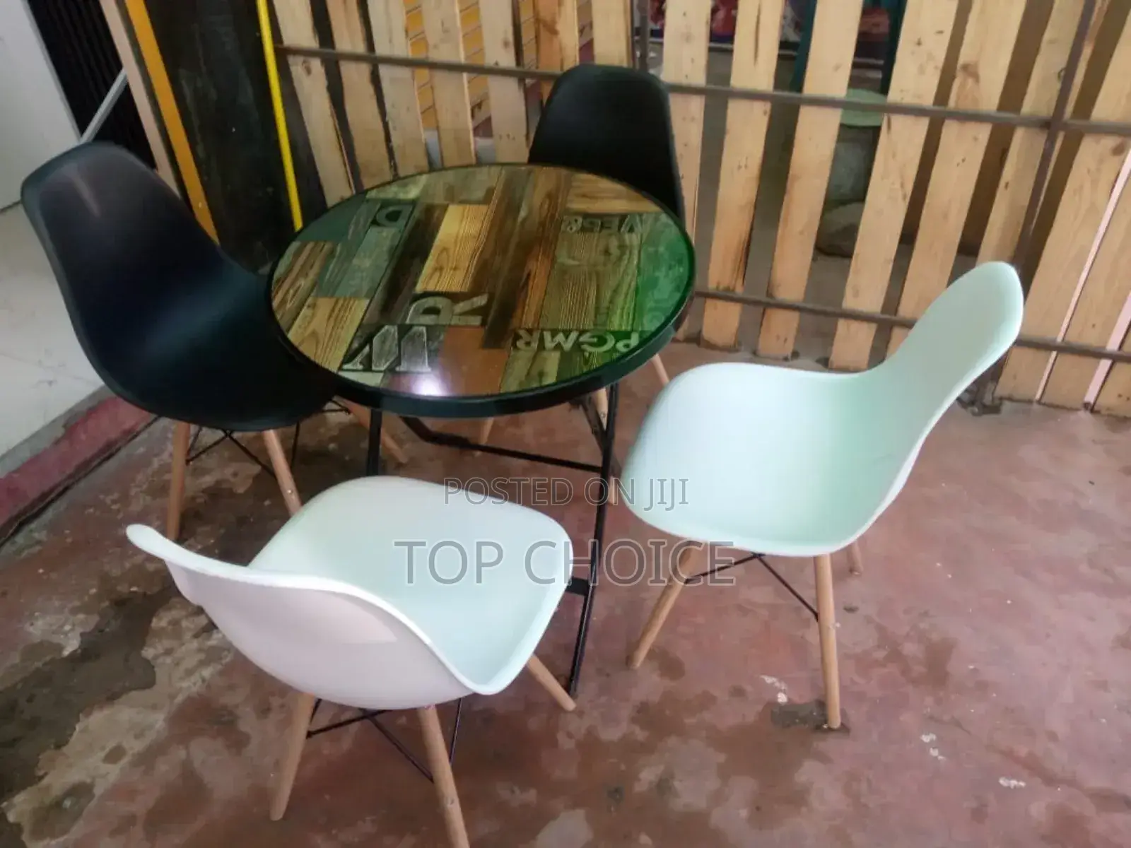 Modern Outdoor Table and Chair