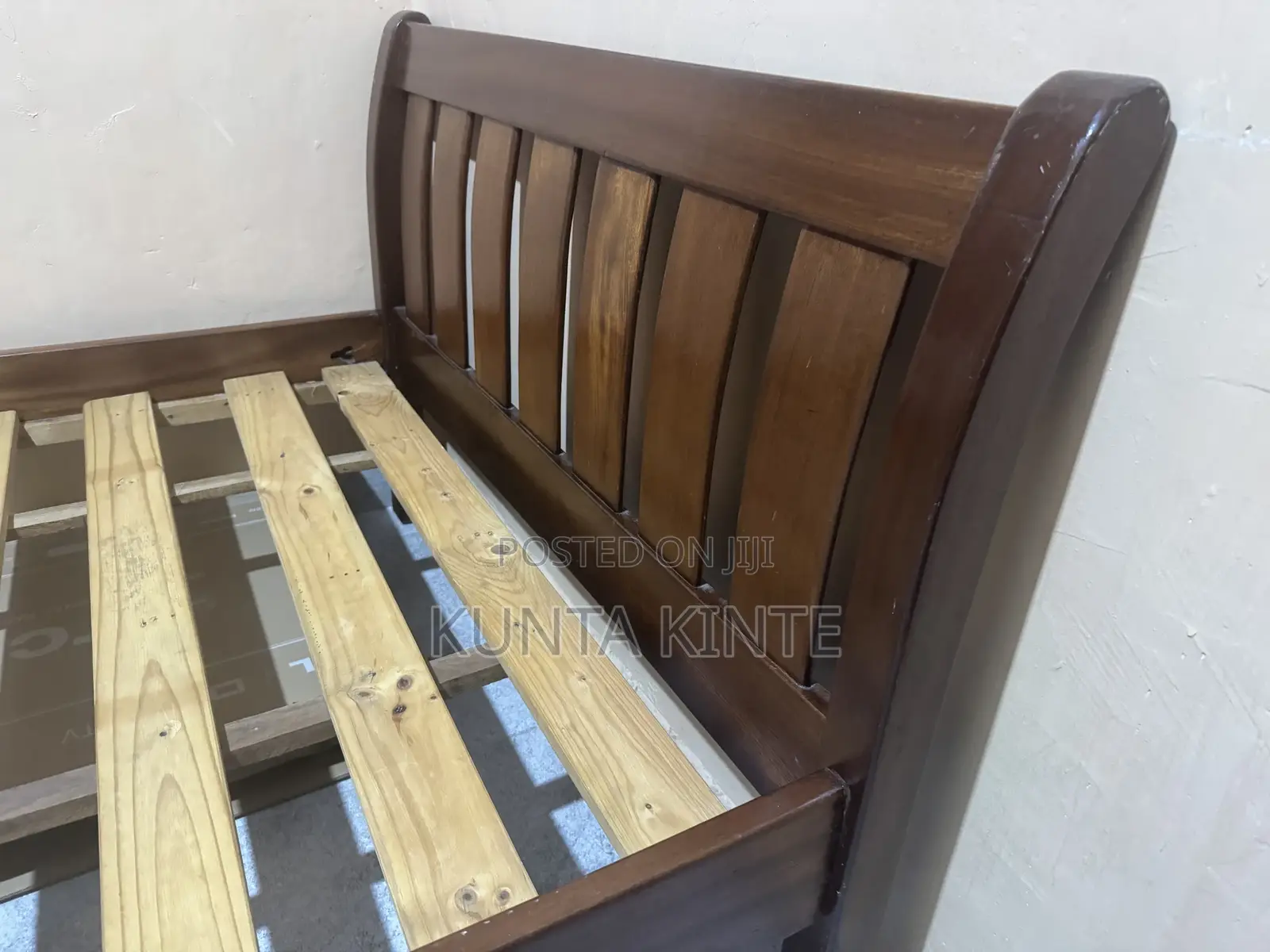 Mahogany Bed 4*6