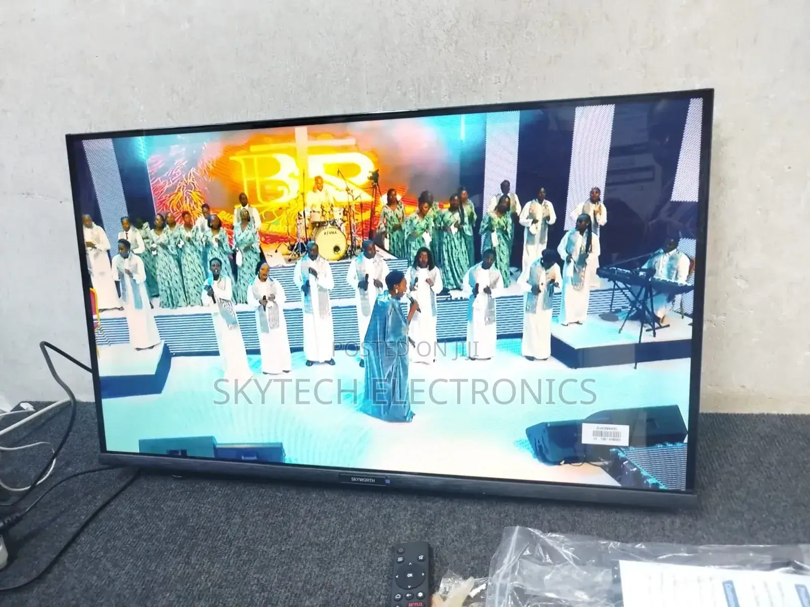 Skyworth 32inch Google Tv