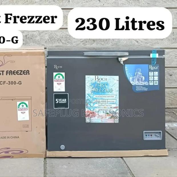 230 Litres Roch Chest Freezer + Cool Pack Sliding Glass (Rfc-300-G)