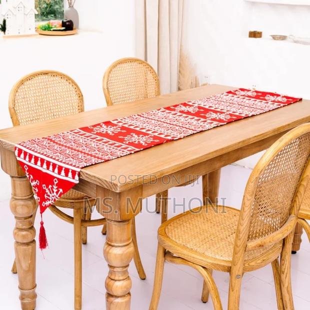 Christmas Knitted Fabric Tablecloth Runner With Tassels - thumbnail 10
