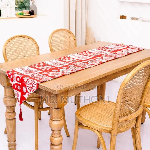 Christmas Knitted Fabric Tablecloth Runner With Tassels - thumbnail 9