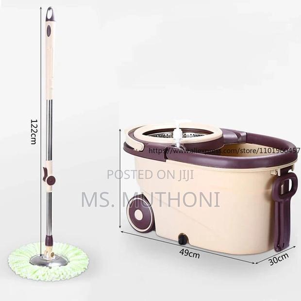 360° Spin Mop With Bucket and Dehydration Basket (2 Heads ) - thumbnail 4