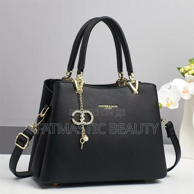 Medium Fashion Handbags - thumbnail 2