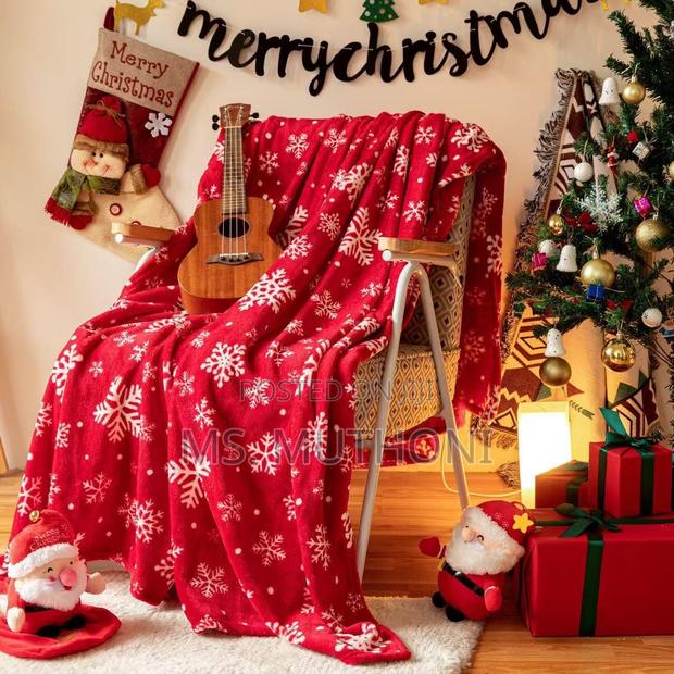 (130cm*150cm ) Fleece Decorative Christmas Throw Blanket* - thumbnail 4