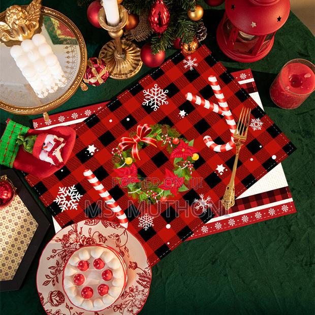 Luxury Christmas Themed Table Mats* - thumbnail 4