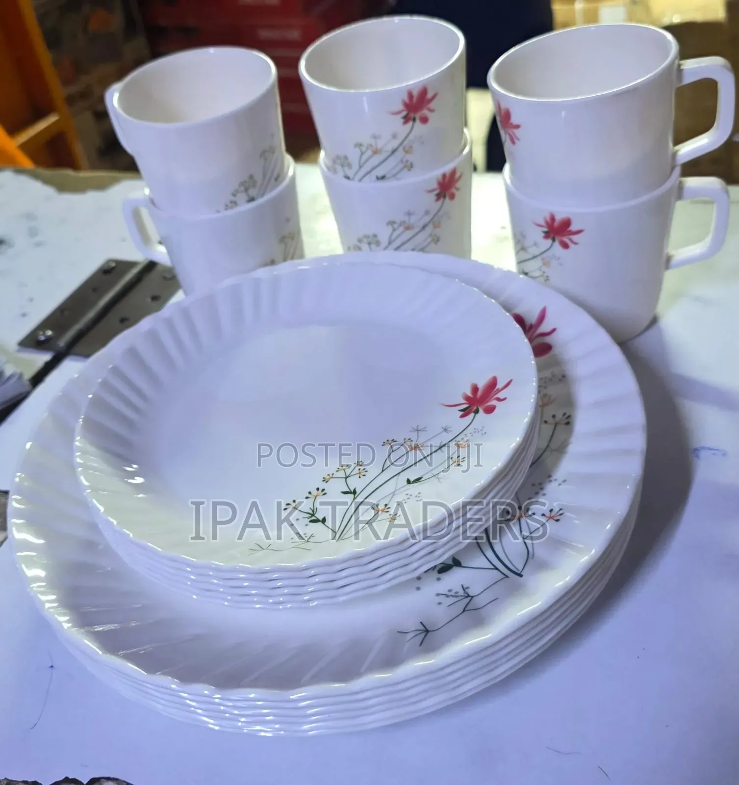 18 PCS Melamine Dinner Set