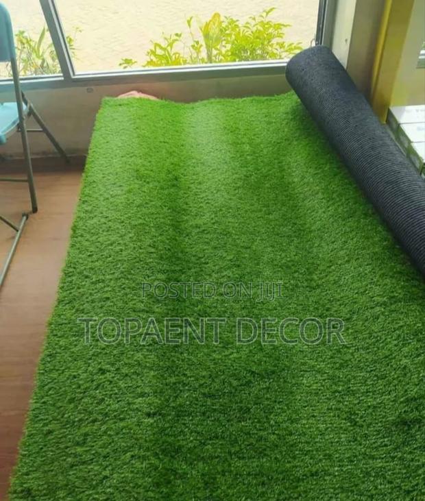 10mm Thick Enclosed Library Artificial Green Grass Carpet - main view