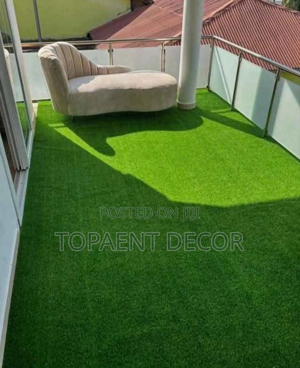 15mm Soft Rooftop Verandah View Point Radiant Green Artificial Grass
