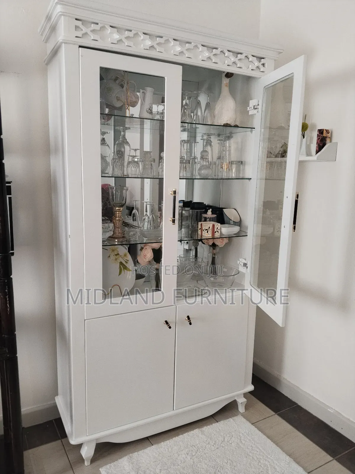 Kitchen Cupboard/