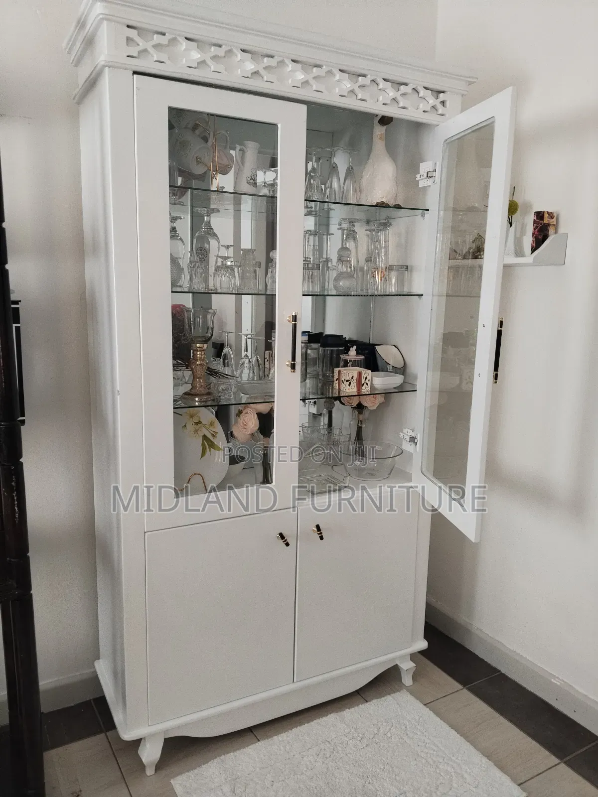 Kitchen Cupboard/