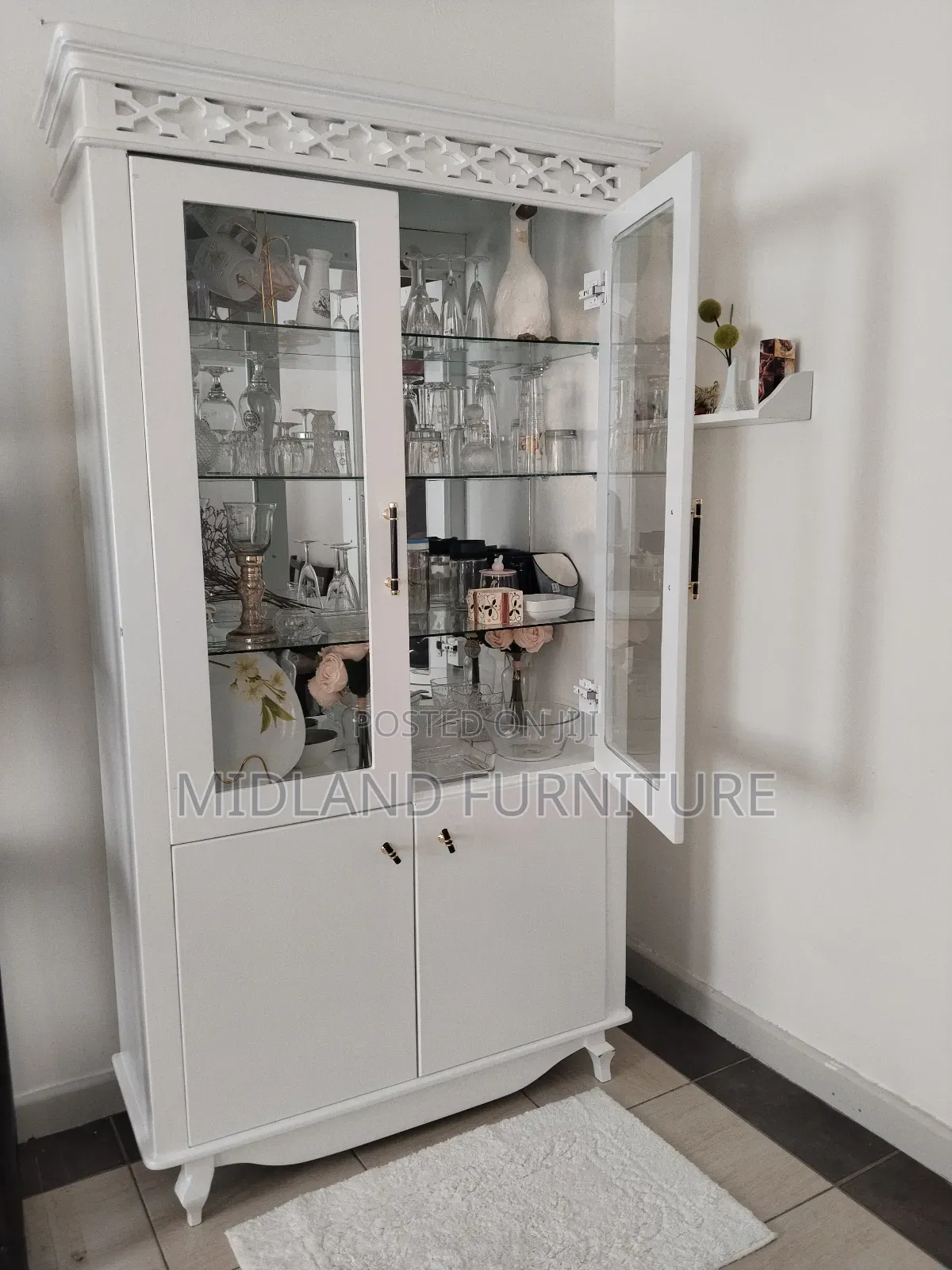 Kitchen Cupboard/