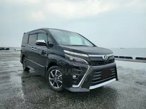 Toyota Voxy 2018 Black