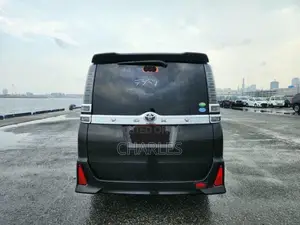 Toyota Voxy 2018 Black