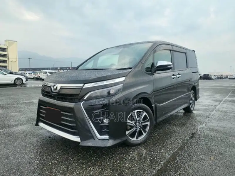 Toyota Voxy 2018 Black
