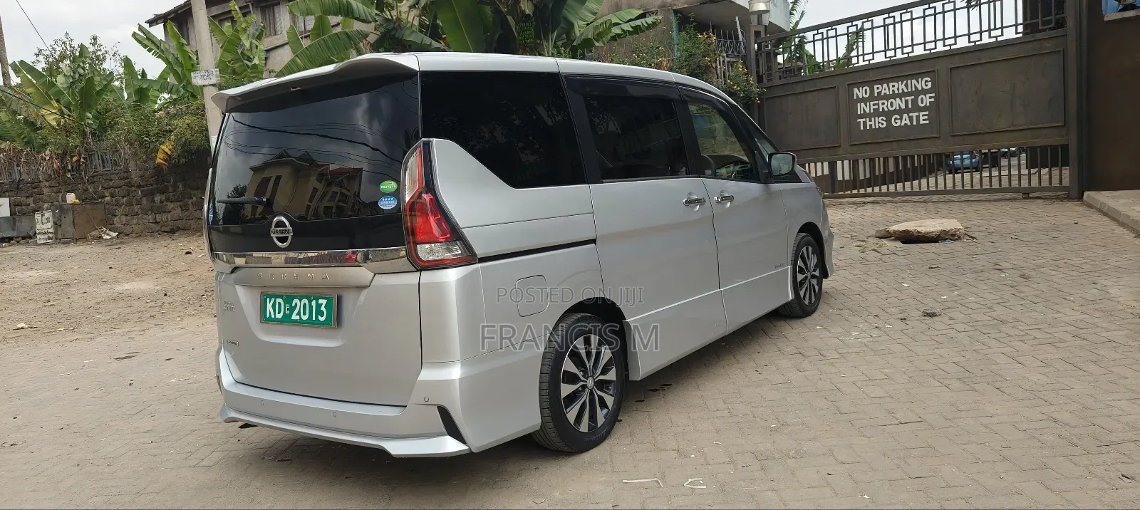 Nissan Serena 2019 Silver
