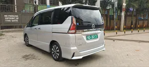 Nissan Serena 2019 Silver