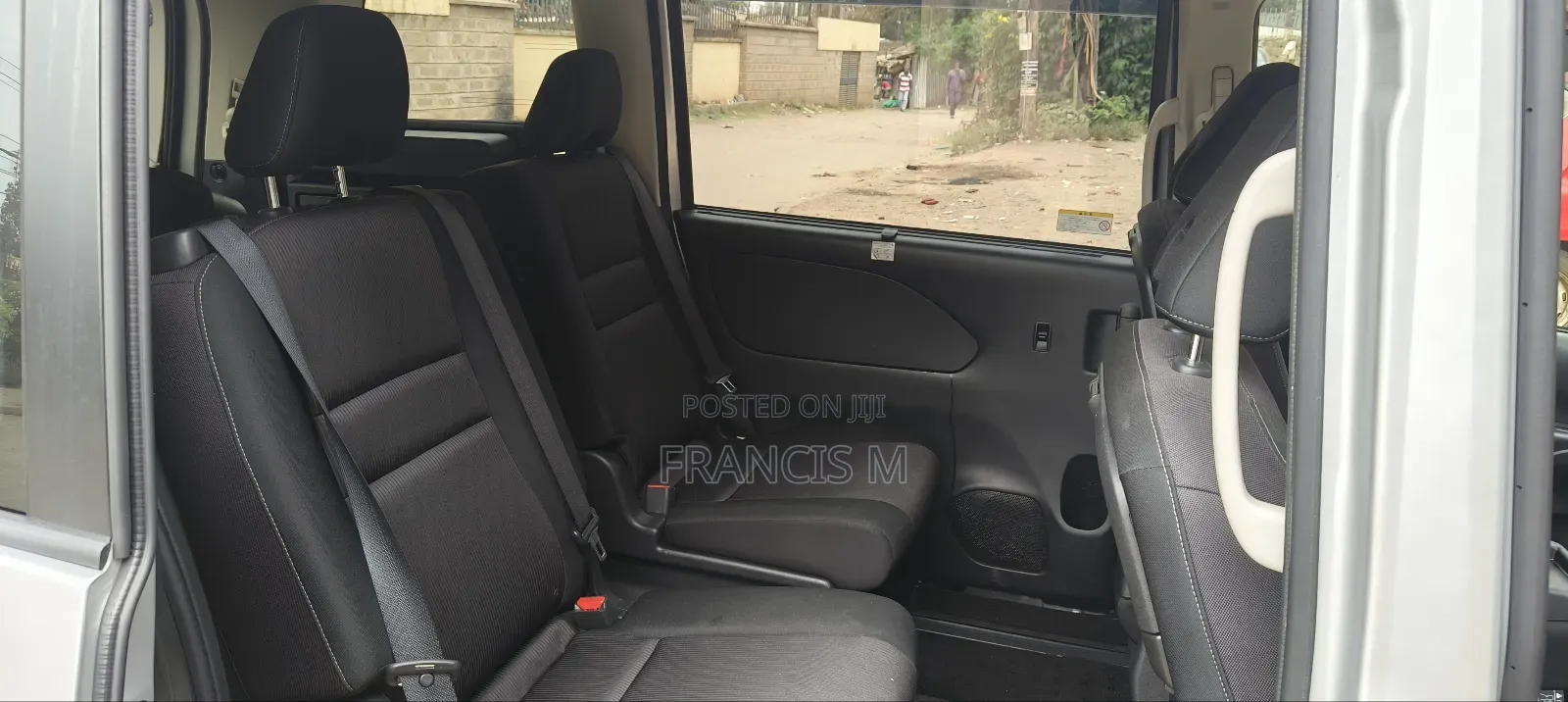 Nissan Serena 2019 Silver