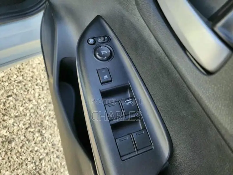 Honda Shuttle 1.5 G 4WD 2018 Pearl