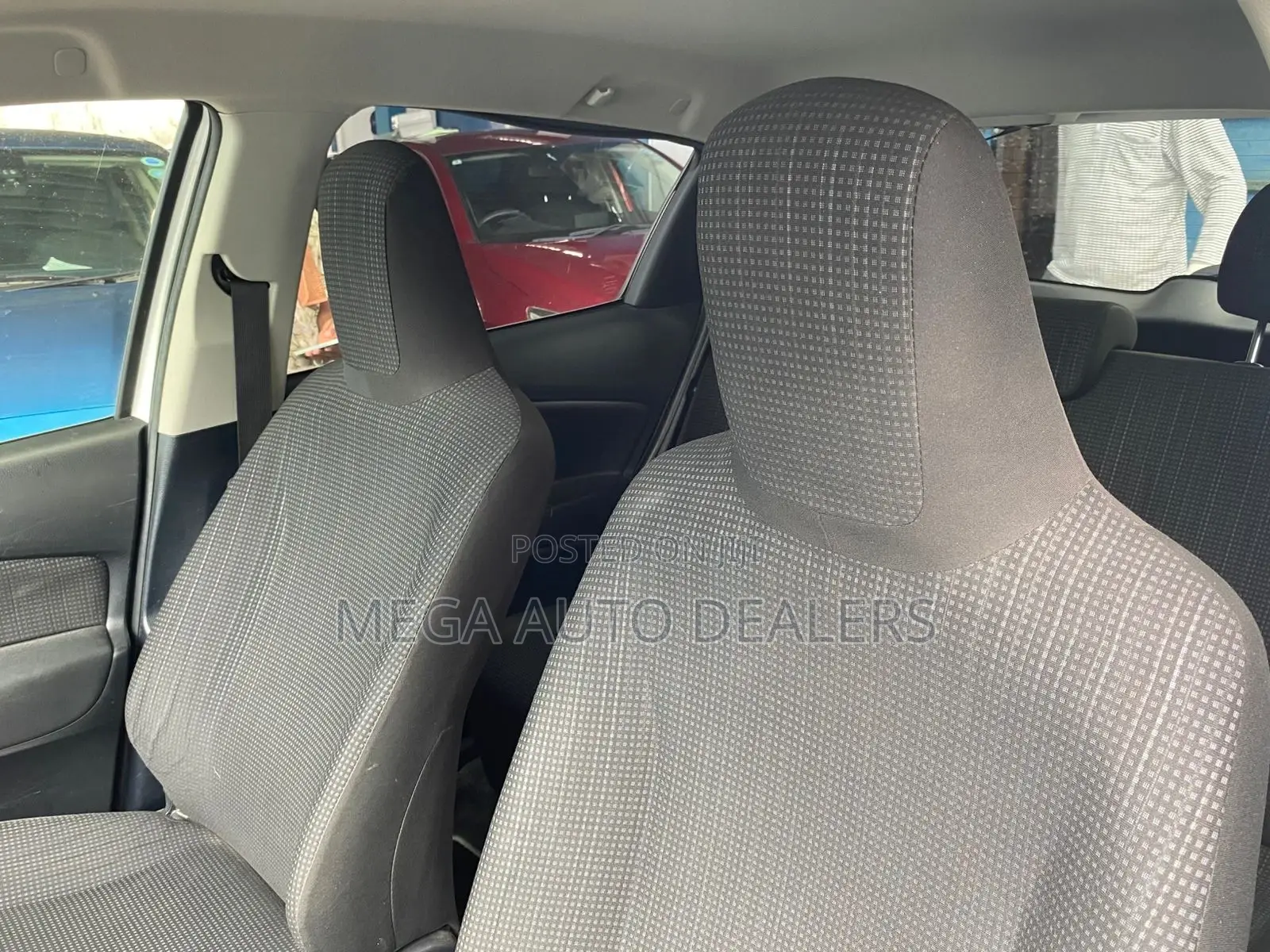Toyota Vitz 2018 White