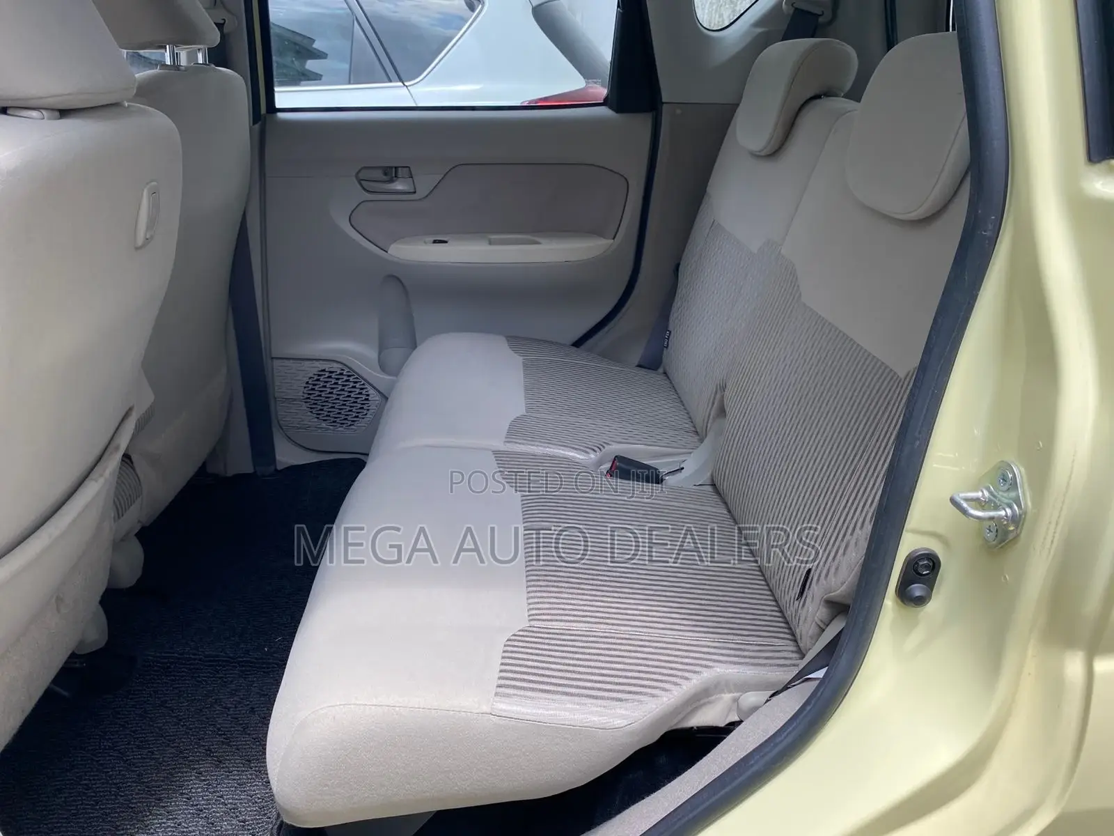 Subaru Stella 2018 Yellow