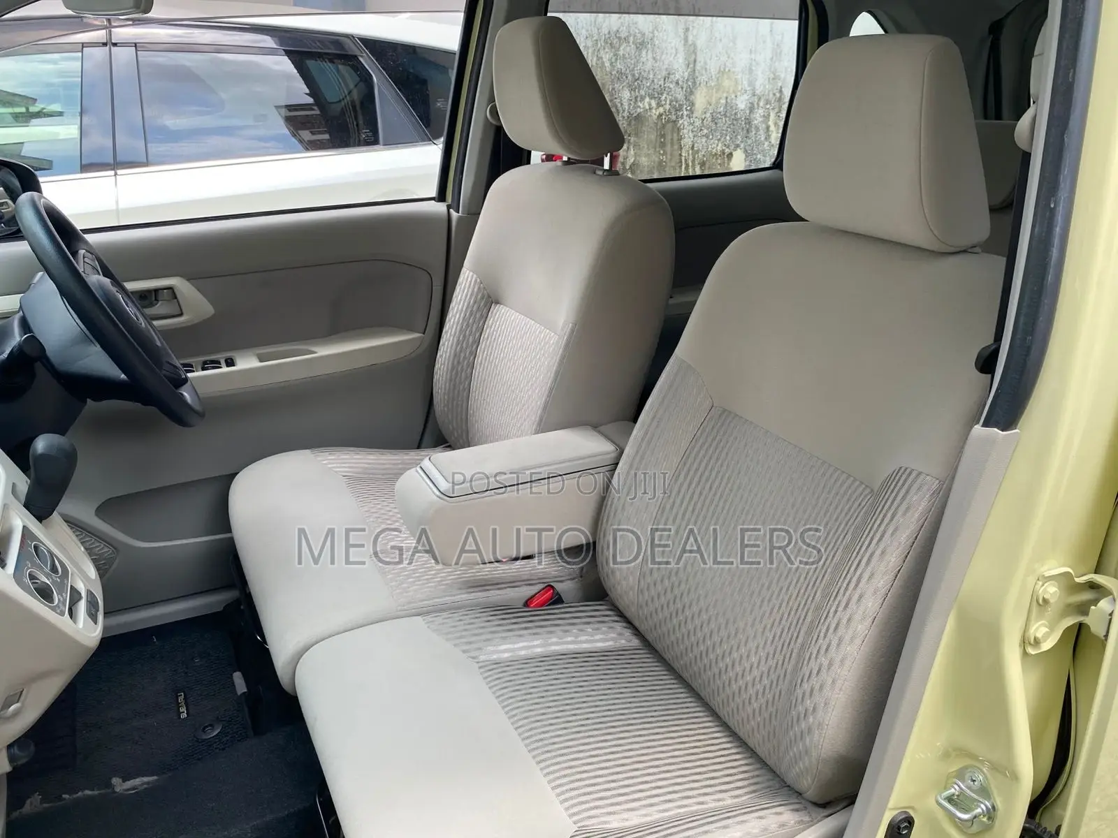 Subaru Stella 2018 Yellow