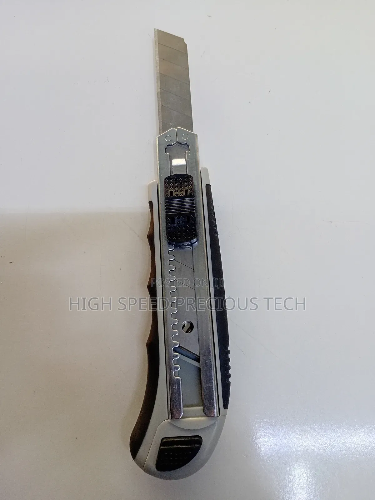 Cutter Utility Knife (8pcs Extra Blade)