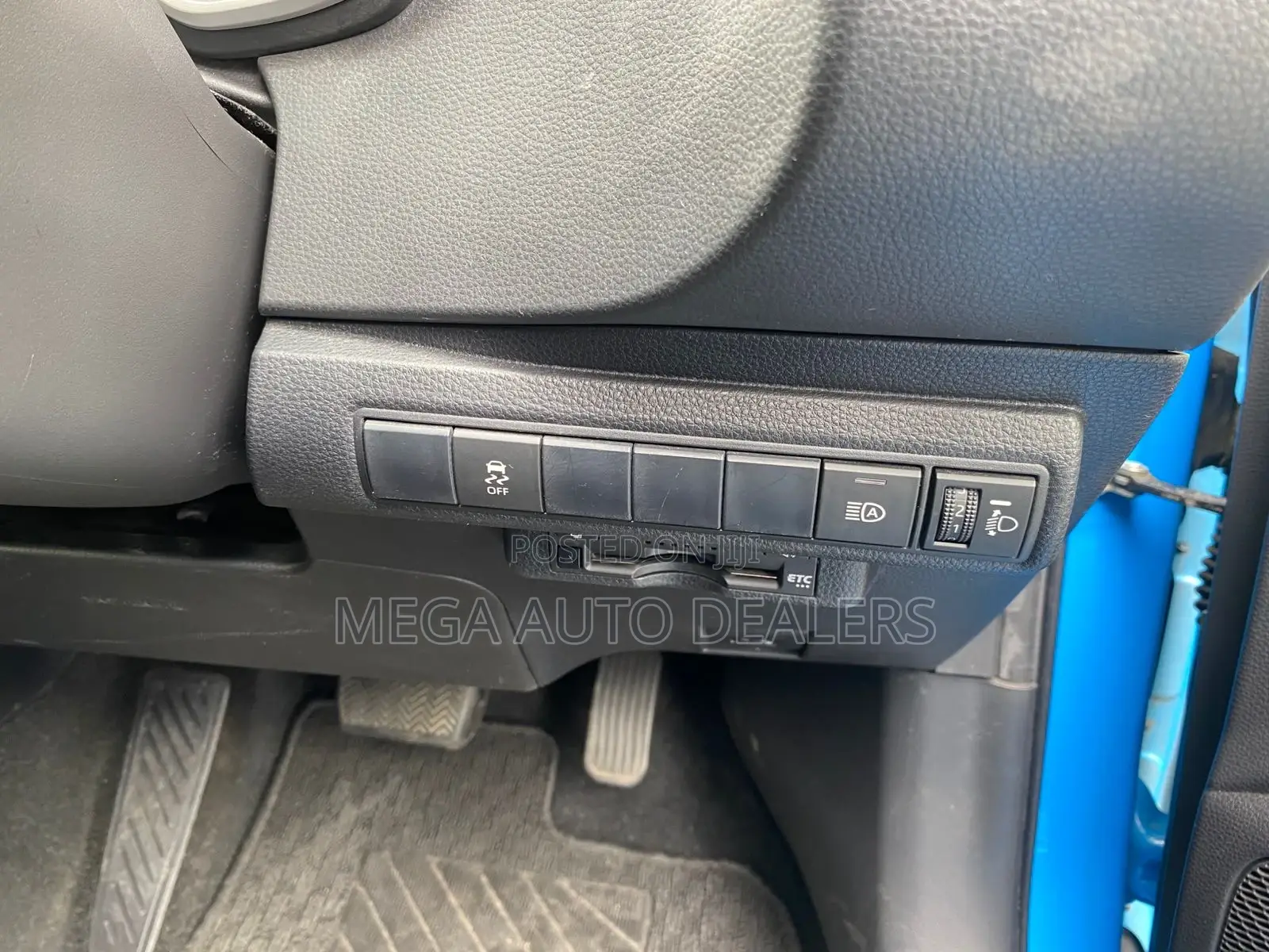 Toyota Corolla 2018 Blue
