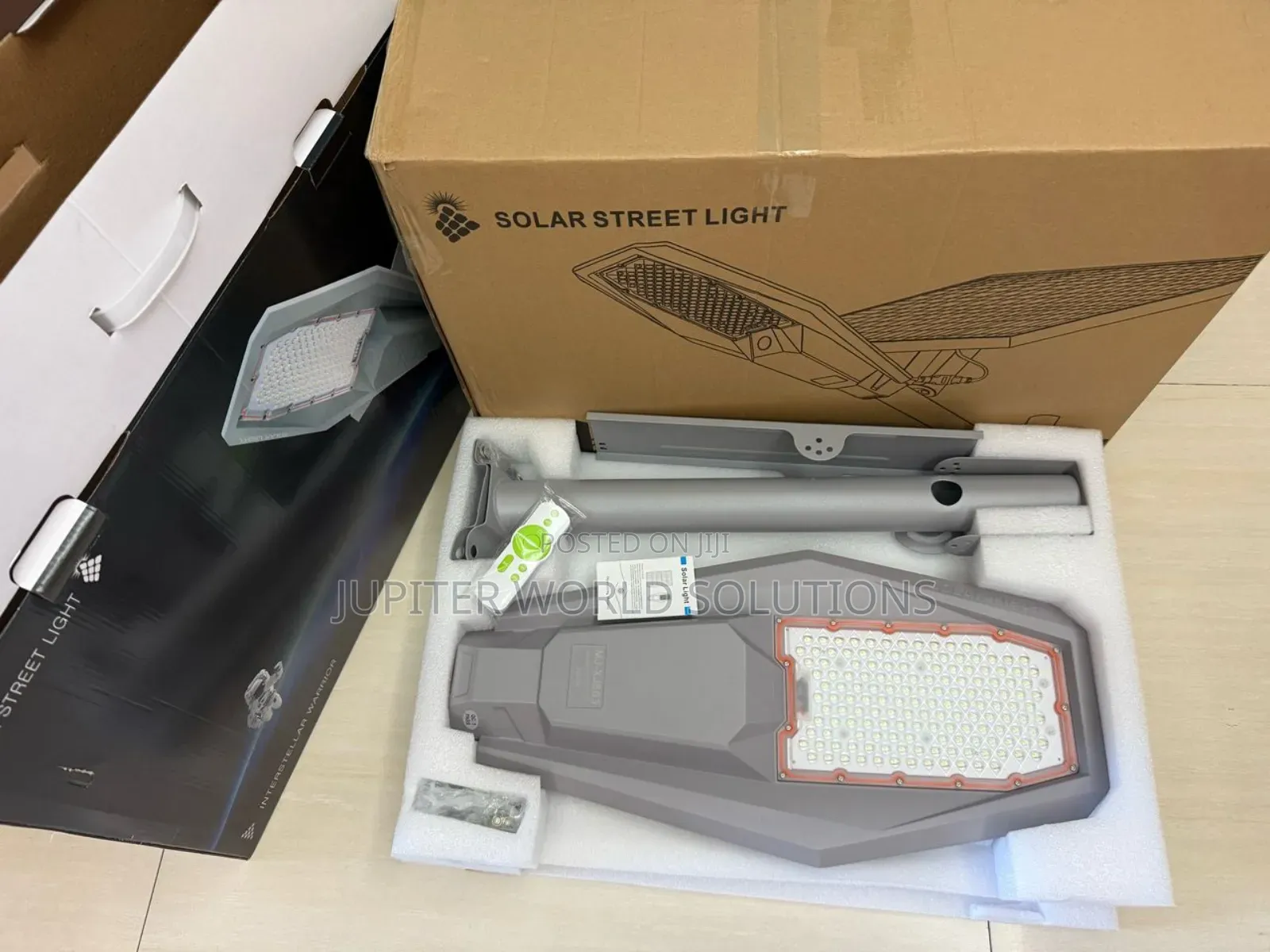 100w High Quality Solar Street Lights