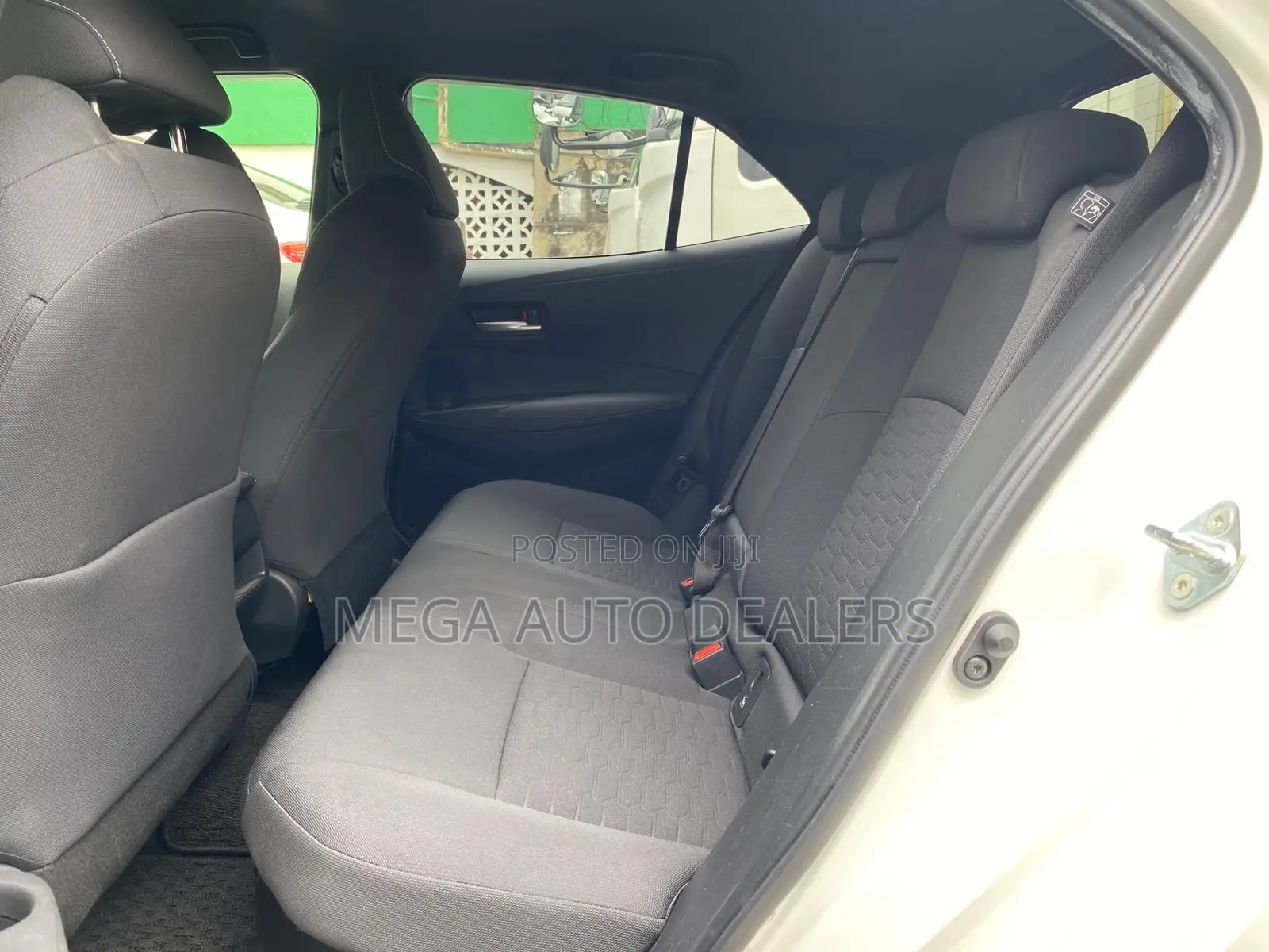 Toyota Corolla 2018 White