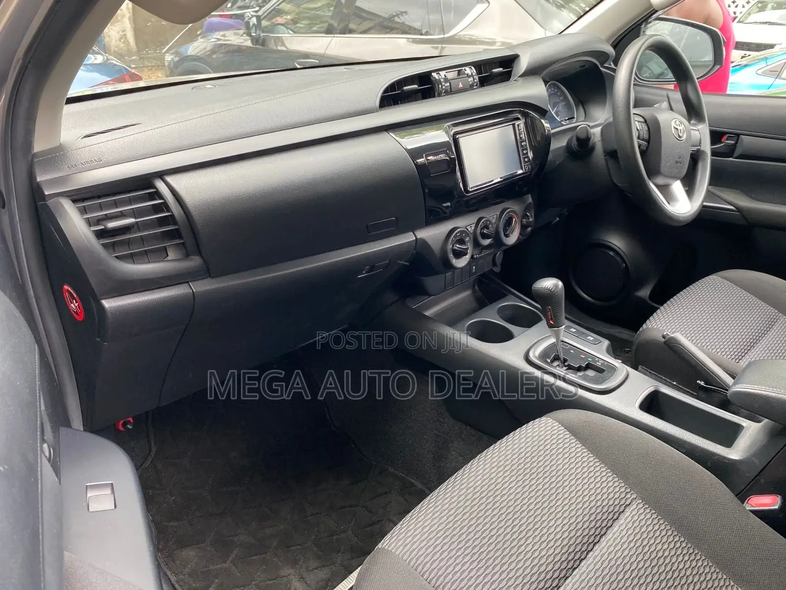 Toyota Hilux 2018 Silver