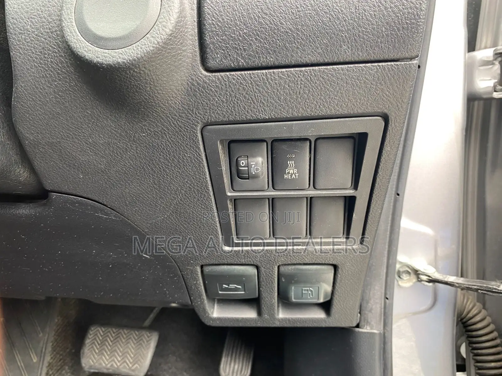 Toyota Hilux 2018 Silver