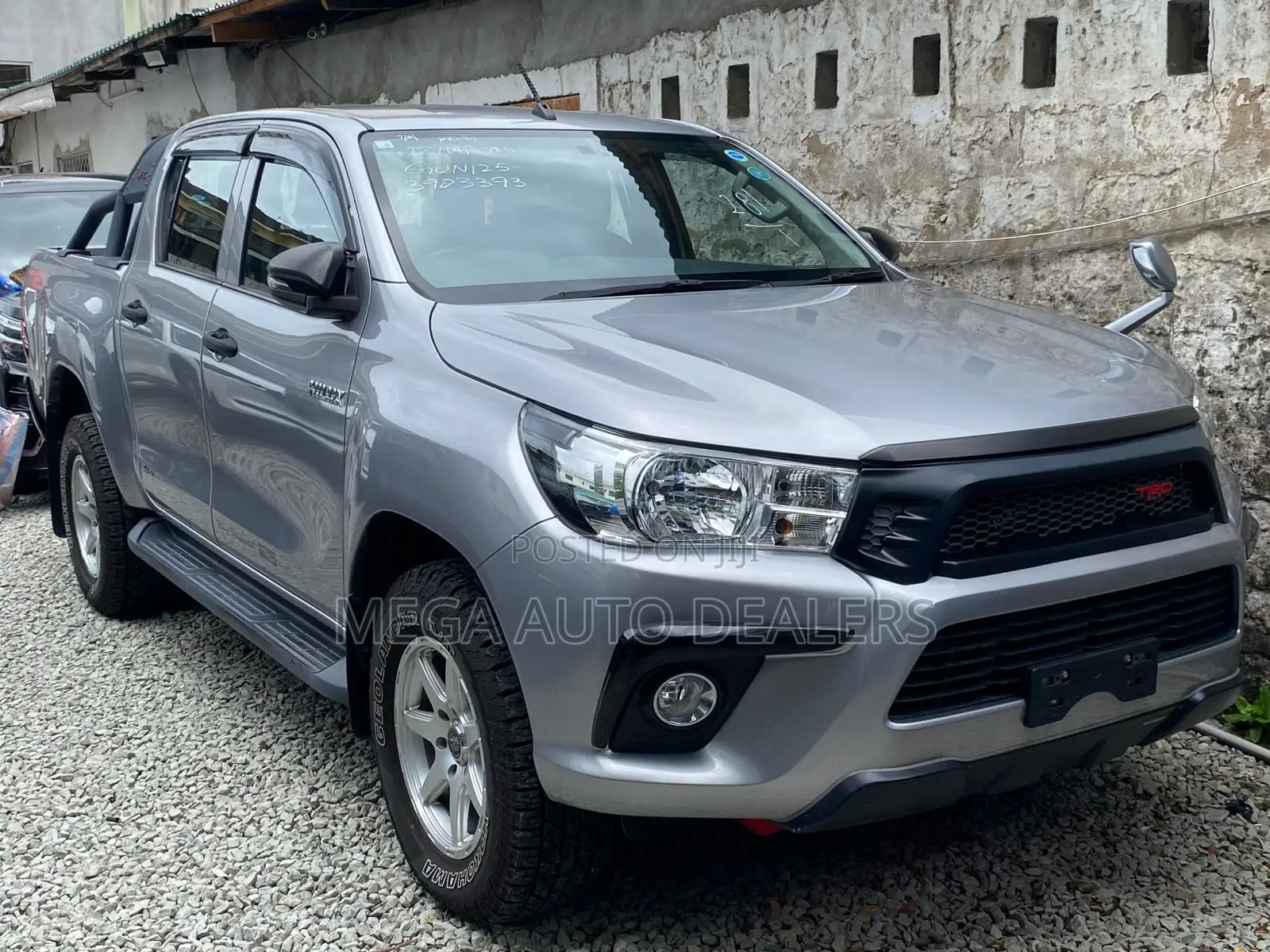 Toyota Hilux 2018 Silver