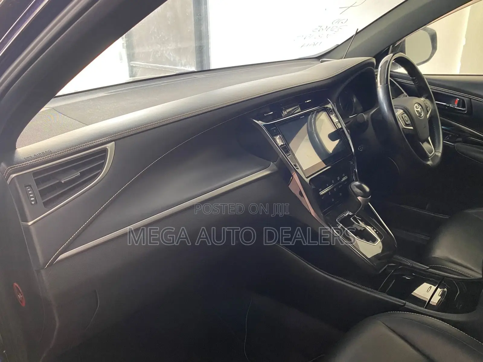 Toyota Harrier 2018 Black