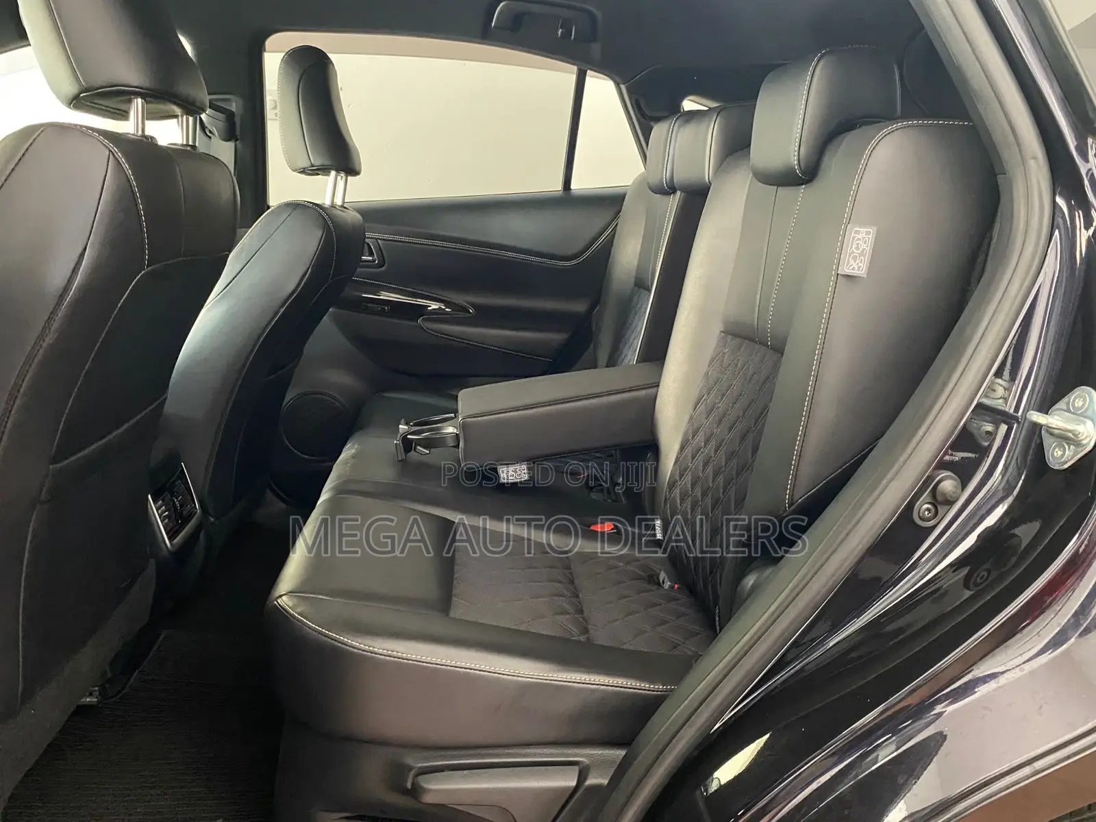 Toyota Harrier 2018 Black