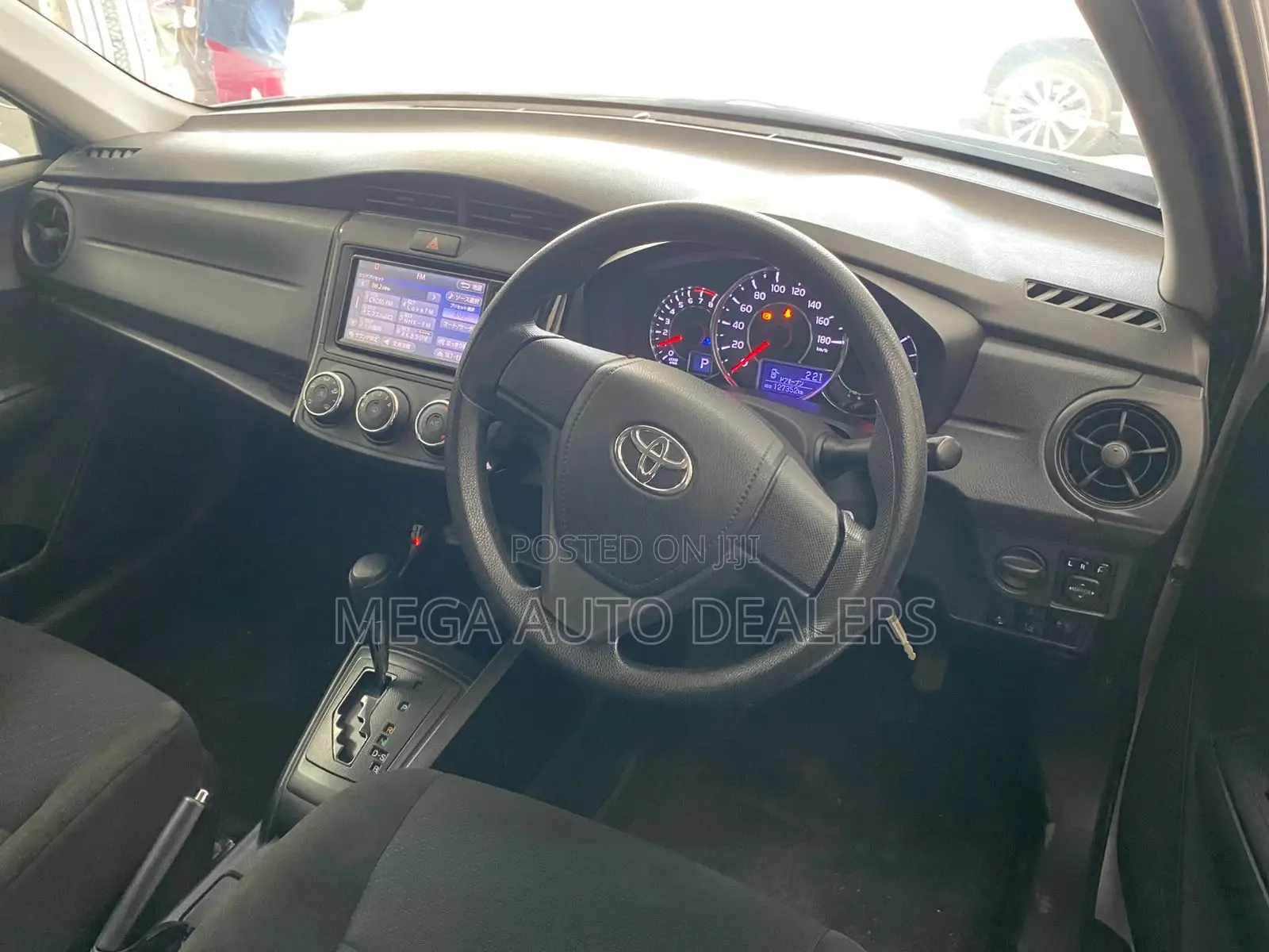Toyota Axio 2018 Silver