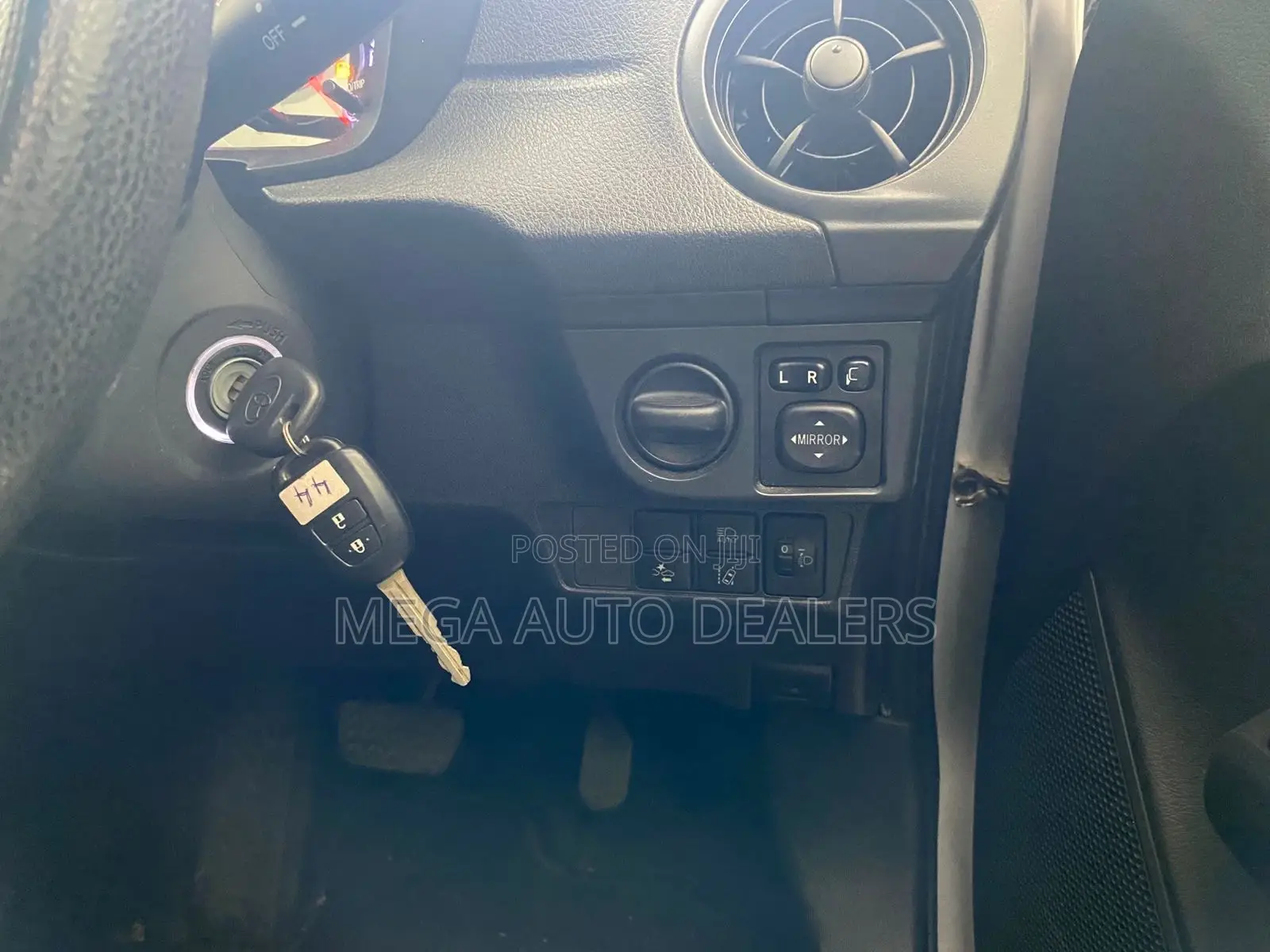 Toyota Axio 2018 Silver