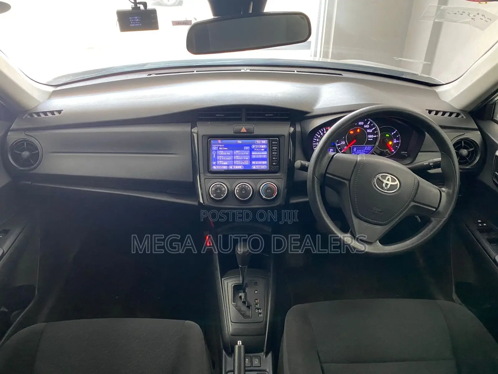 Toyota Axio 2018 Silver
