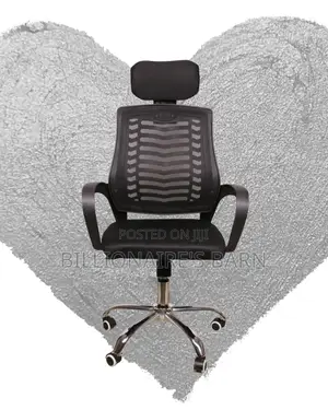 Minimal Secretarial Mesh Chair — All-Day Comfort