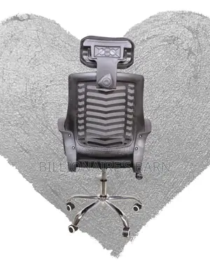 Minimal Secretarial Mesh Chair — All-Day Comfort